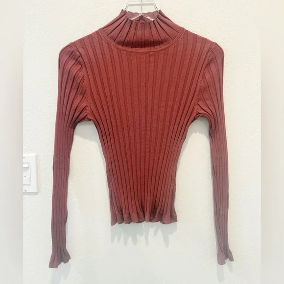ARITZIA BABATON Victor Turtleneck Sweater Size Large Ribbed Knit Burnt Orange - Picture 2 of 6